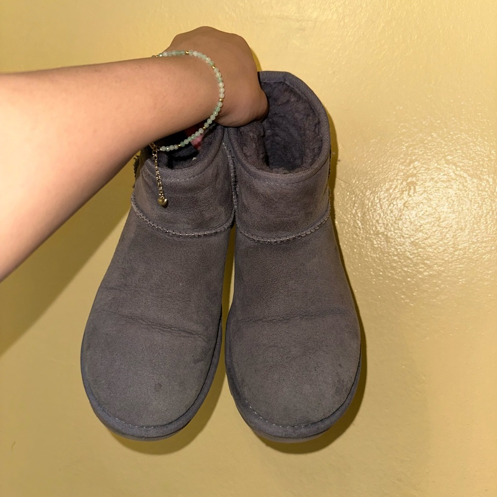 Uggs